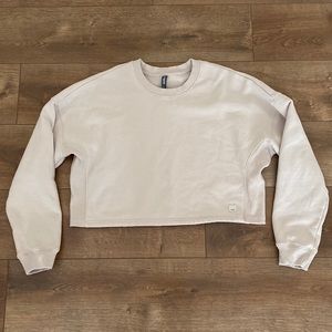 NWOT Vuori Crewneck Sweatshirt